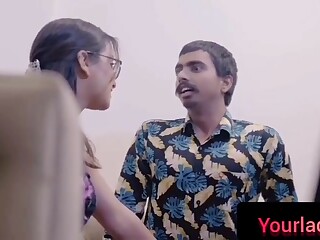 印度妻子向不忠丈夫证明她是更好的情妇