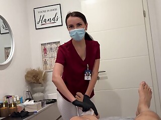 Eva Keks Milf Krankenschwester Lutscht Schwanz Beim Massage (55)