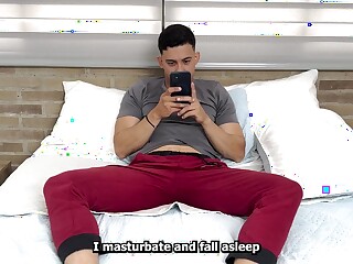 HilaryRhodes Cavalgando Forte Na Cama Com Tetas Grandes