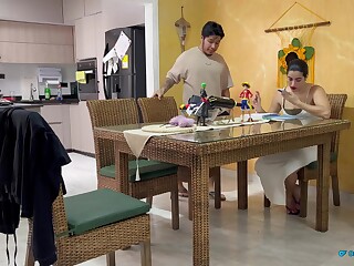 Colombian NamiQseiiin ignores at table while friend sucks