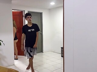Latinas colombianas em ménage anal bruto no quarto